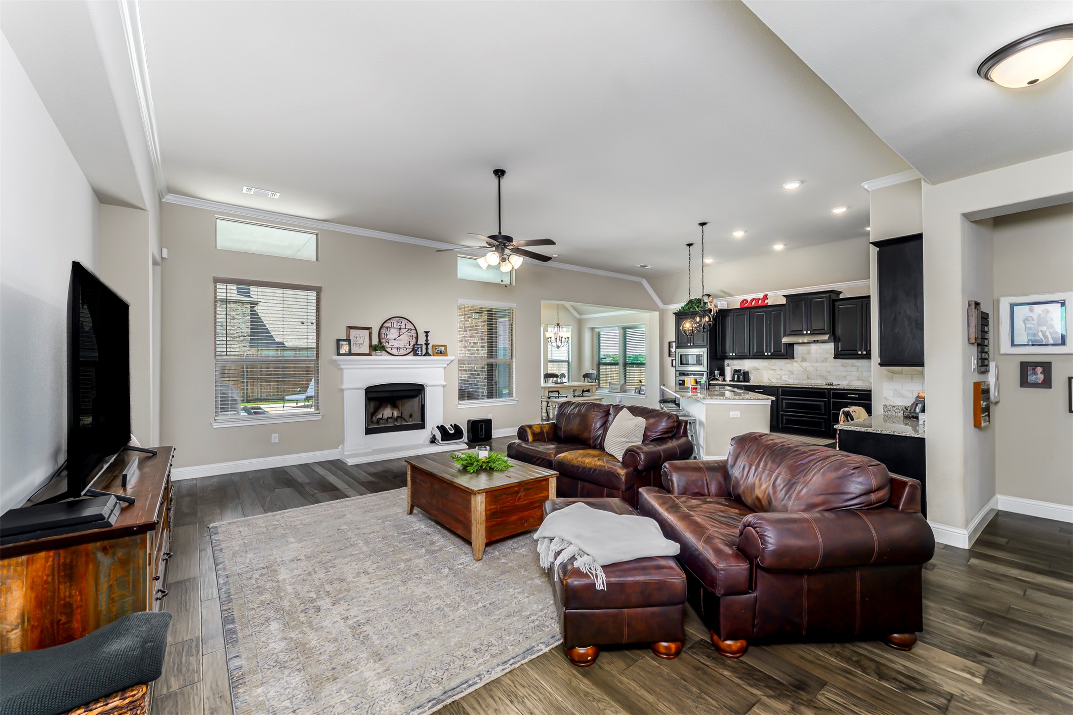 606 Lonesome Dove Drive