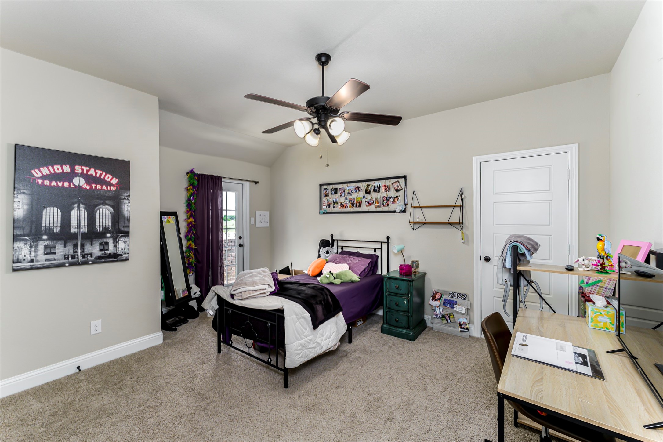 606 Lonesome Dove Drive