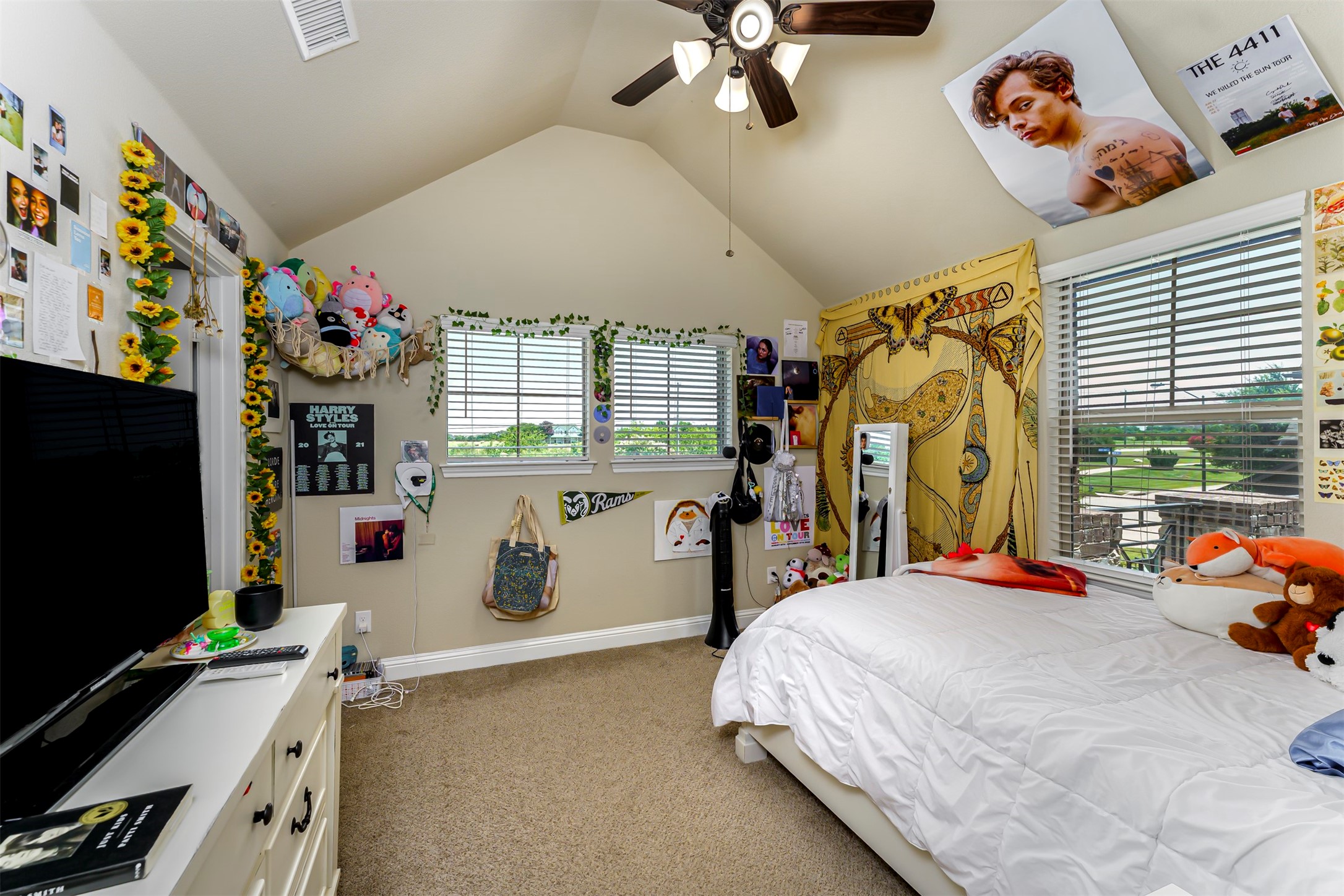 606 Lonesome Dove Drive