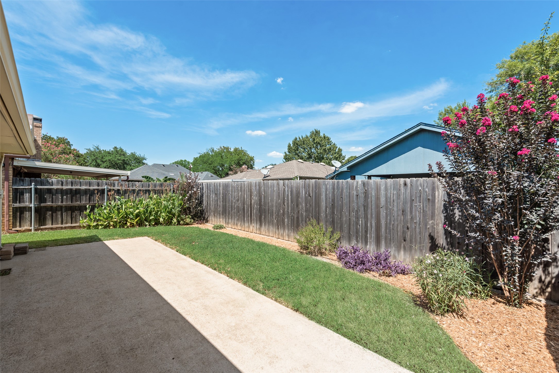 1724 Mimosa Lane