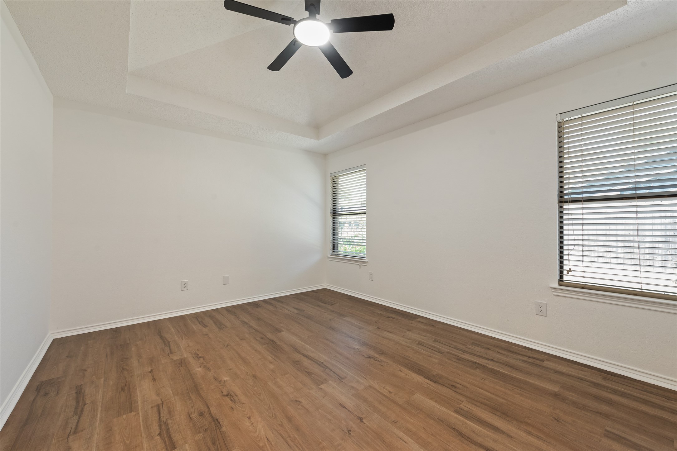 1724 Mimosa Lane