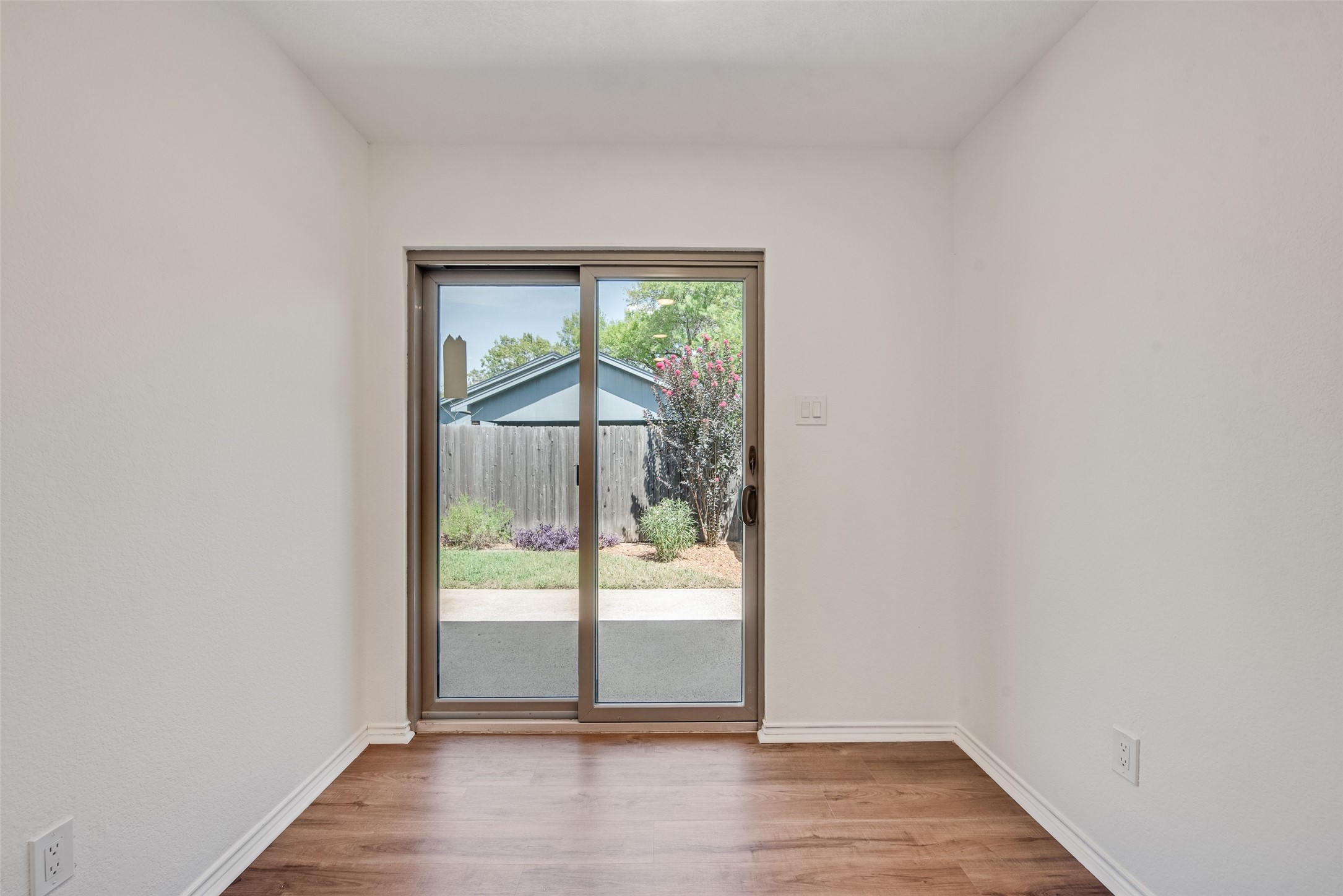 1724 Mimosa Lane