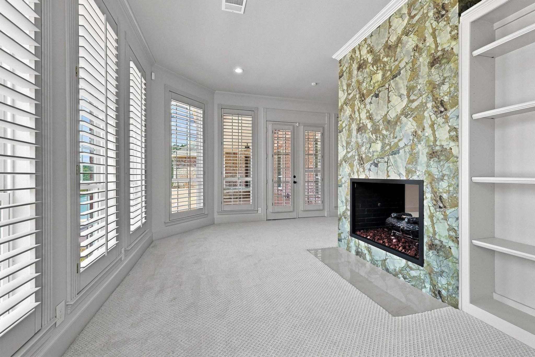 8295 Mountain View Road