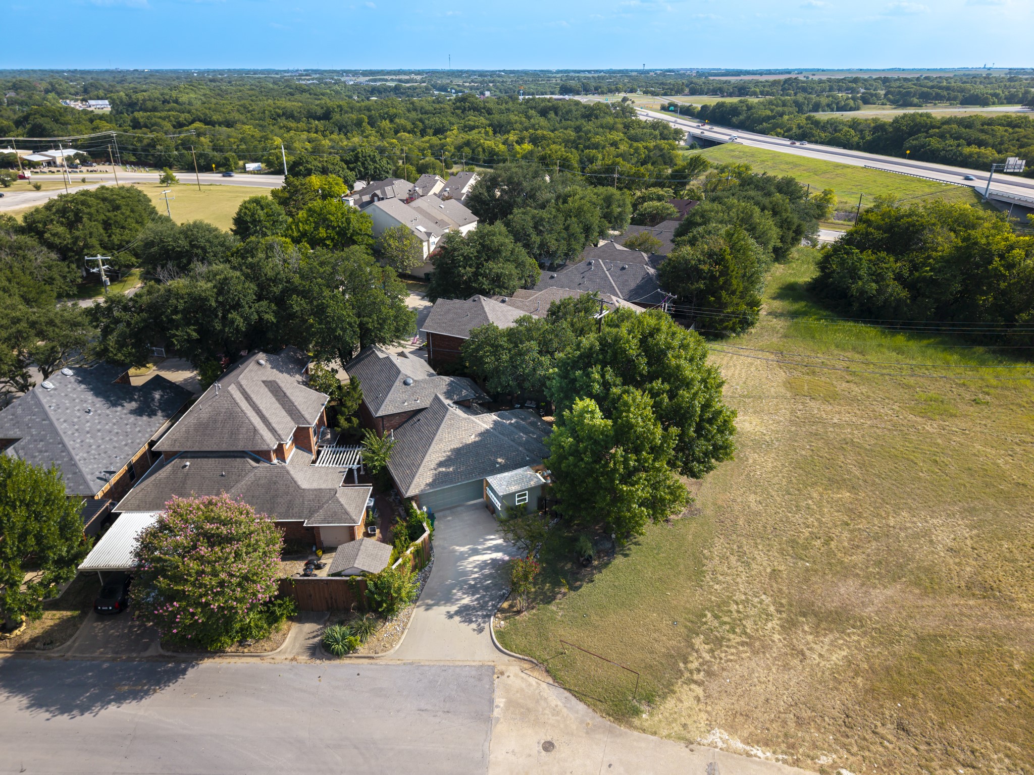 15 Country Club Place