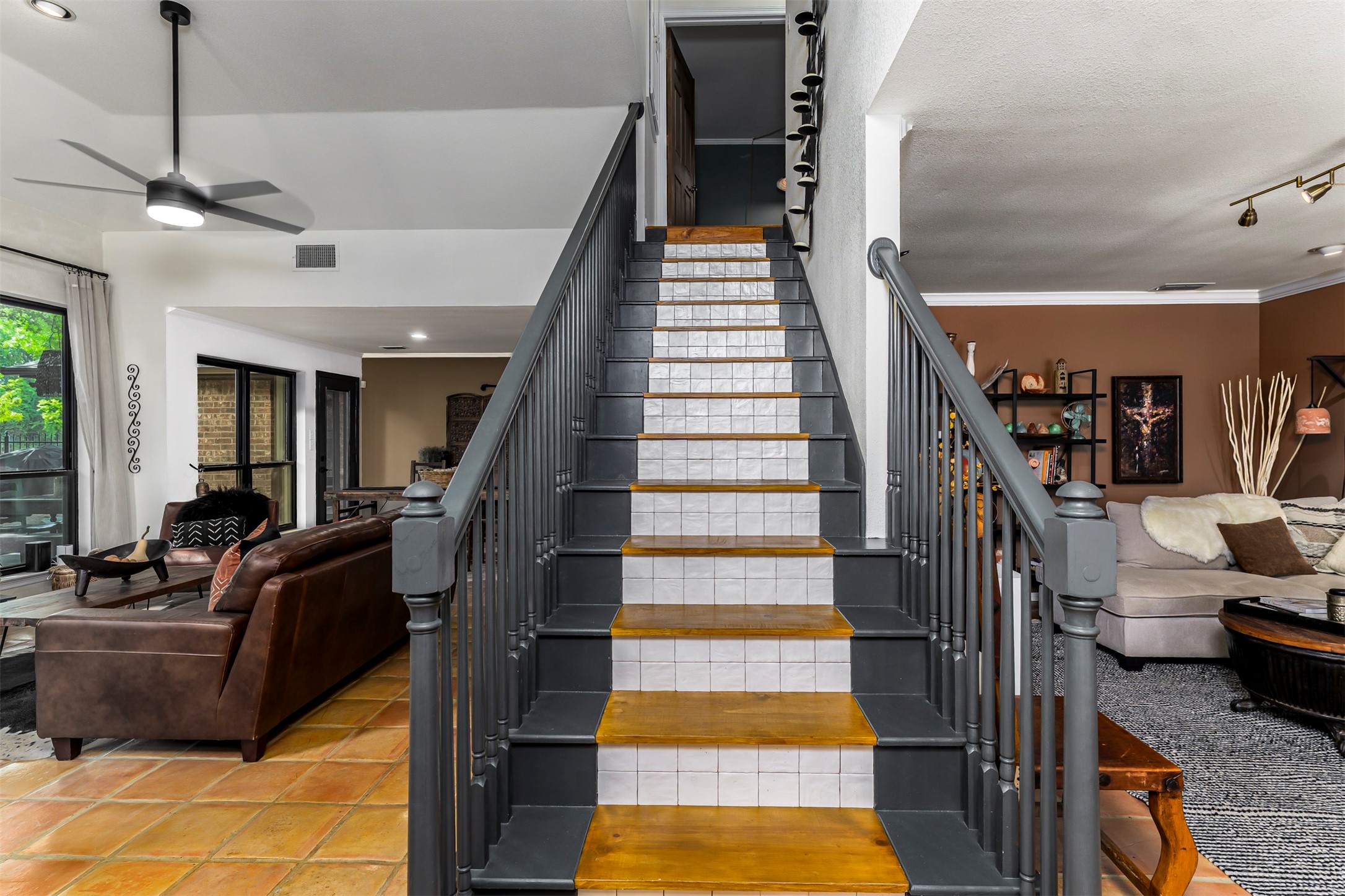 15 Country Club Place