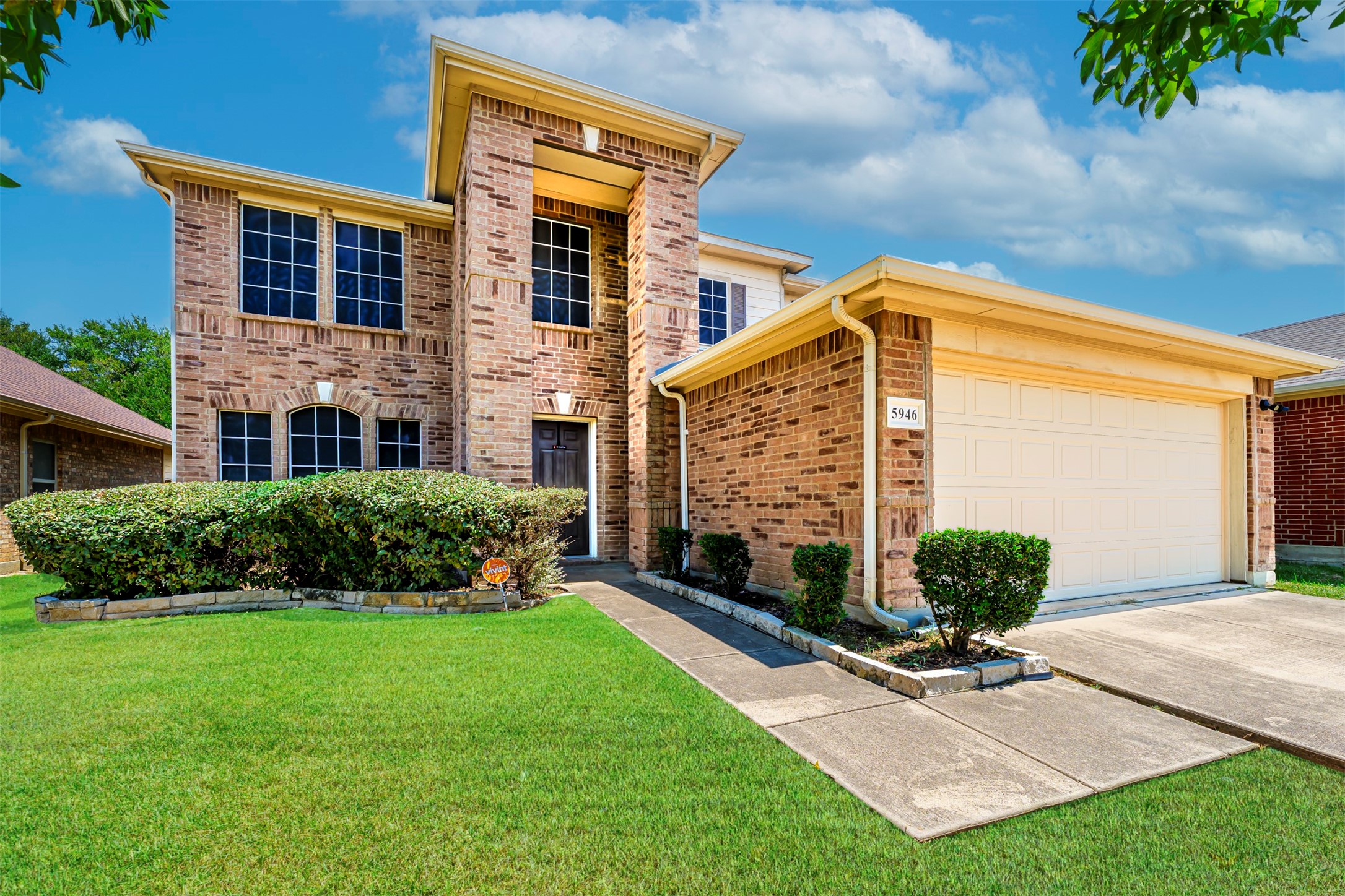 5946 Harbor Glen Drive