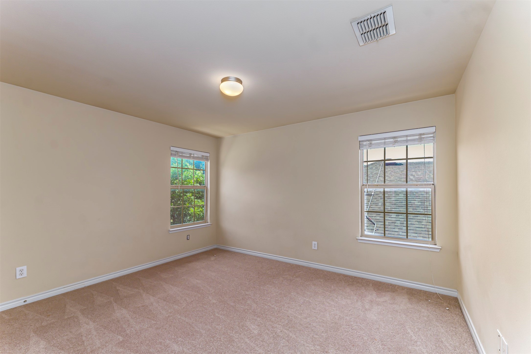 5946 Harbor Glen Drive