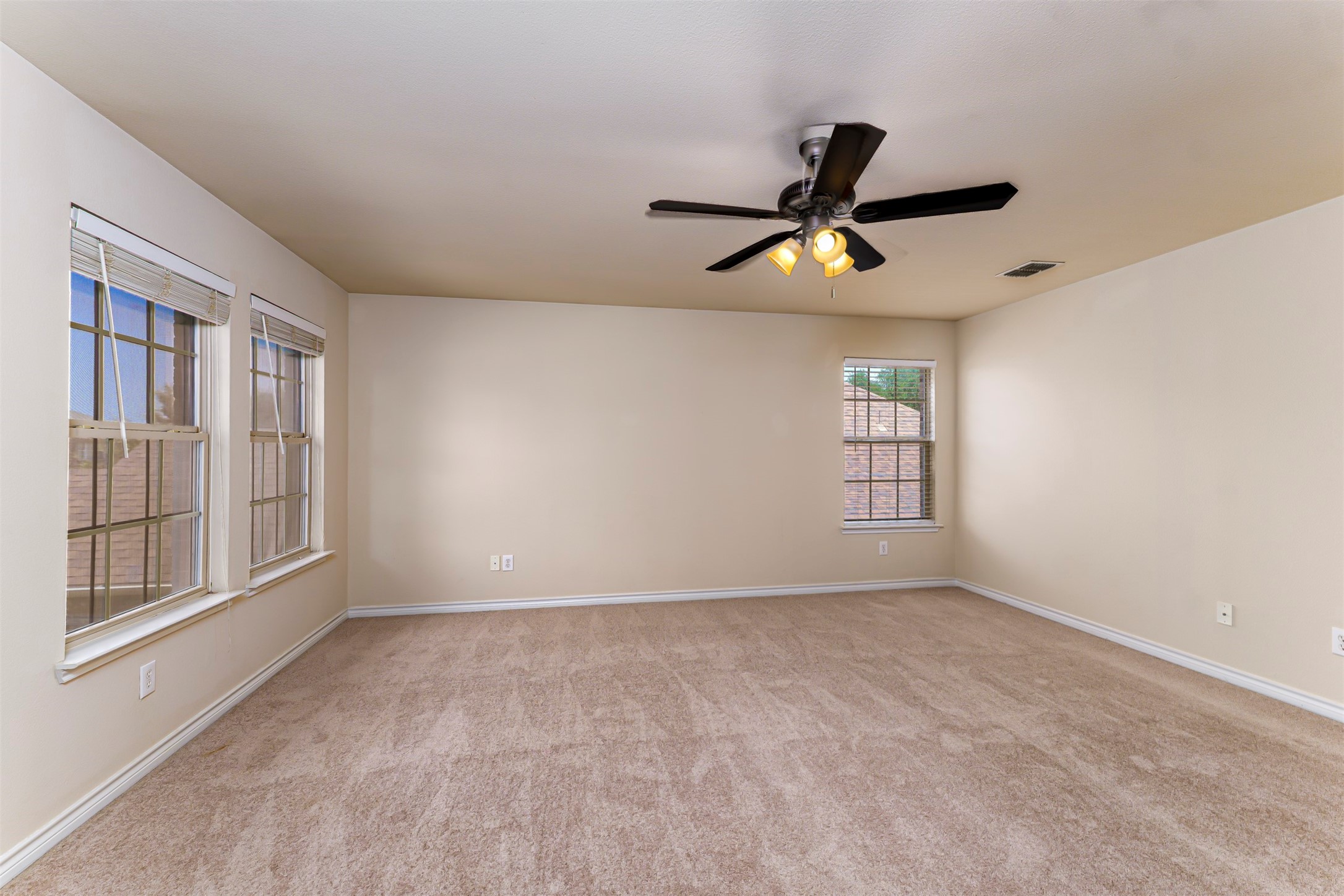 5946 Harbor Glen Drive