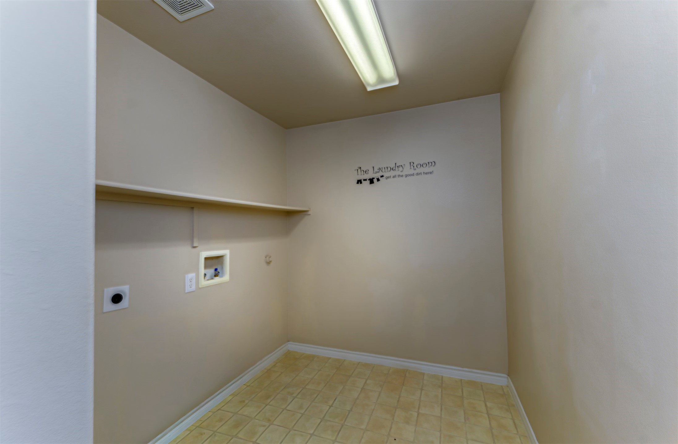5946 Harbor Glen Drive