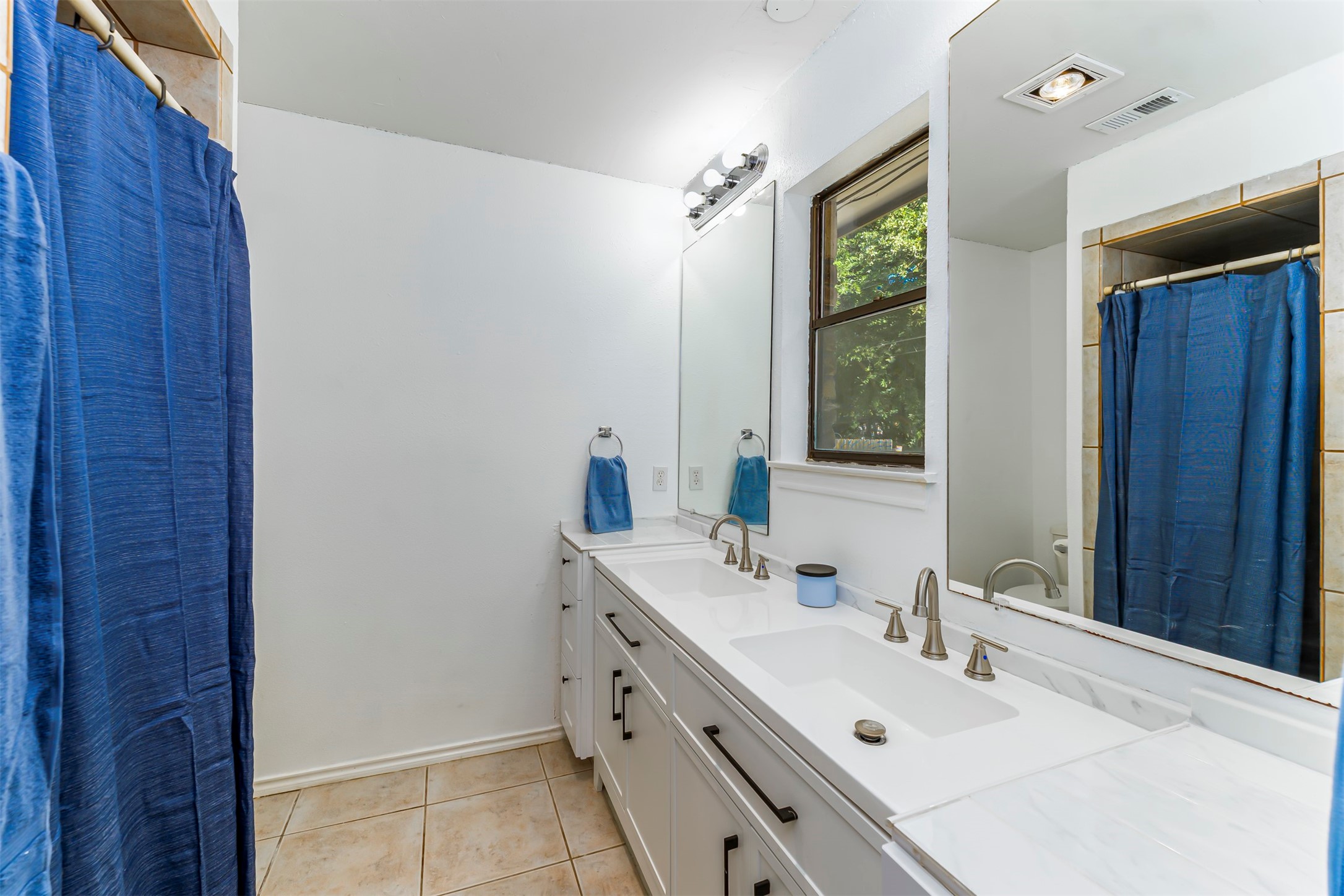 5903 Pleasant Wood Trail