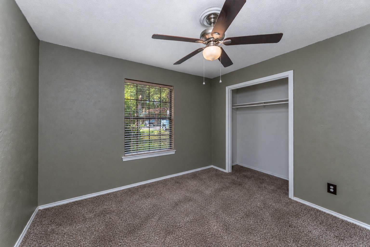5903 Pleasant Wood Trail