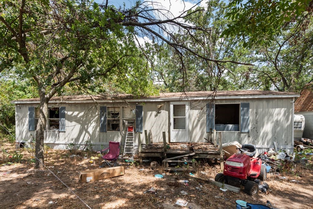 139 Rommel Court