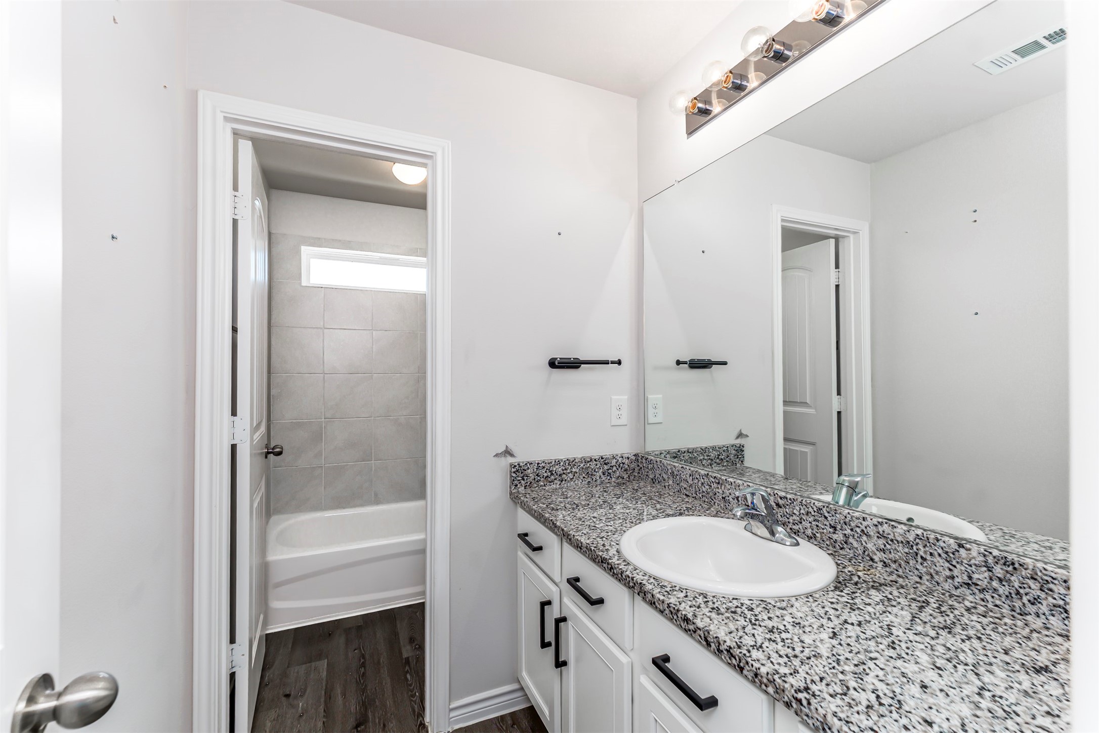 2605 Prickly Pine Trail