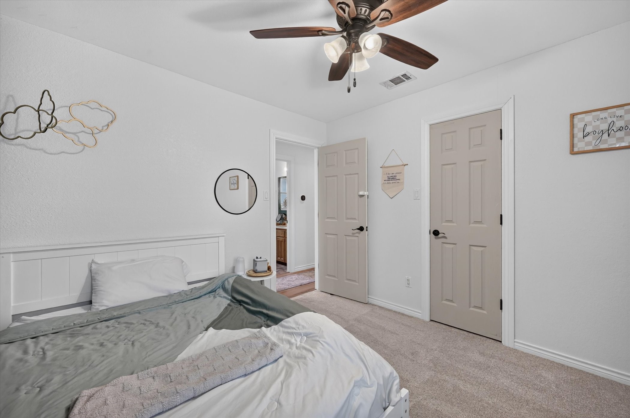 8233 Willis Lane