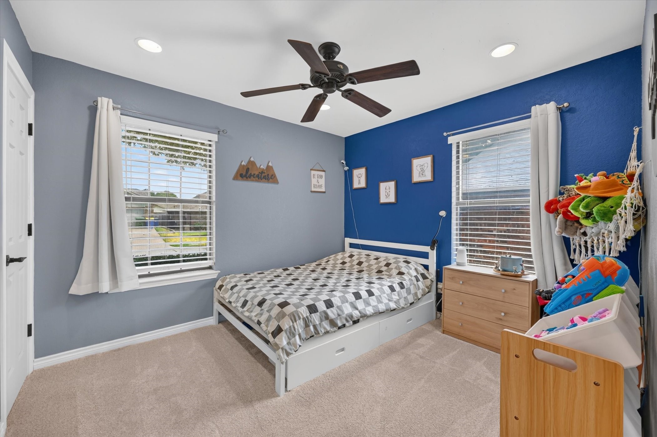 8233 Willis Lane