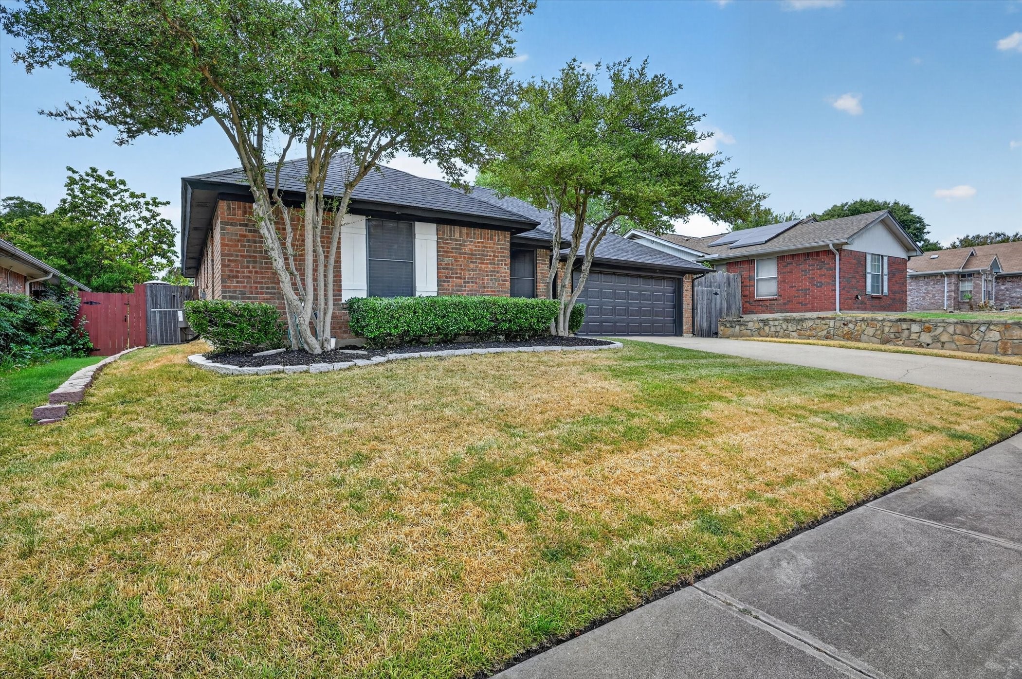 8233 Willis Lane