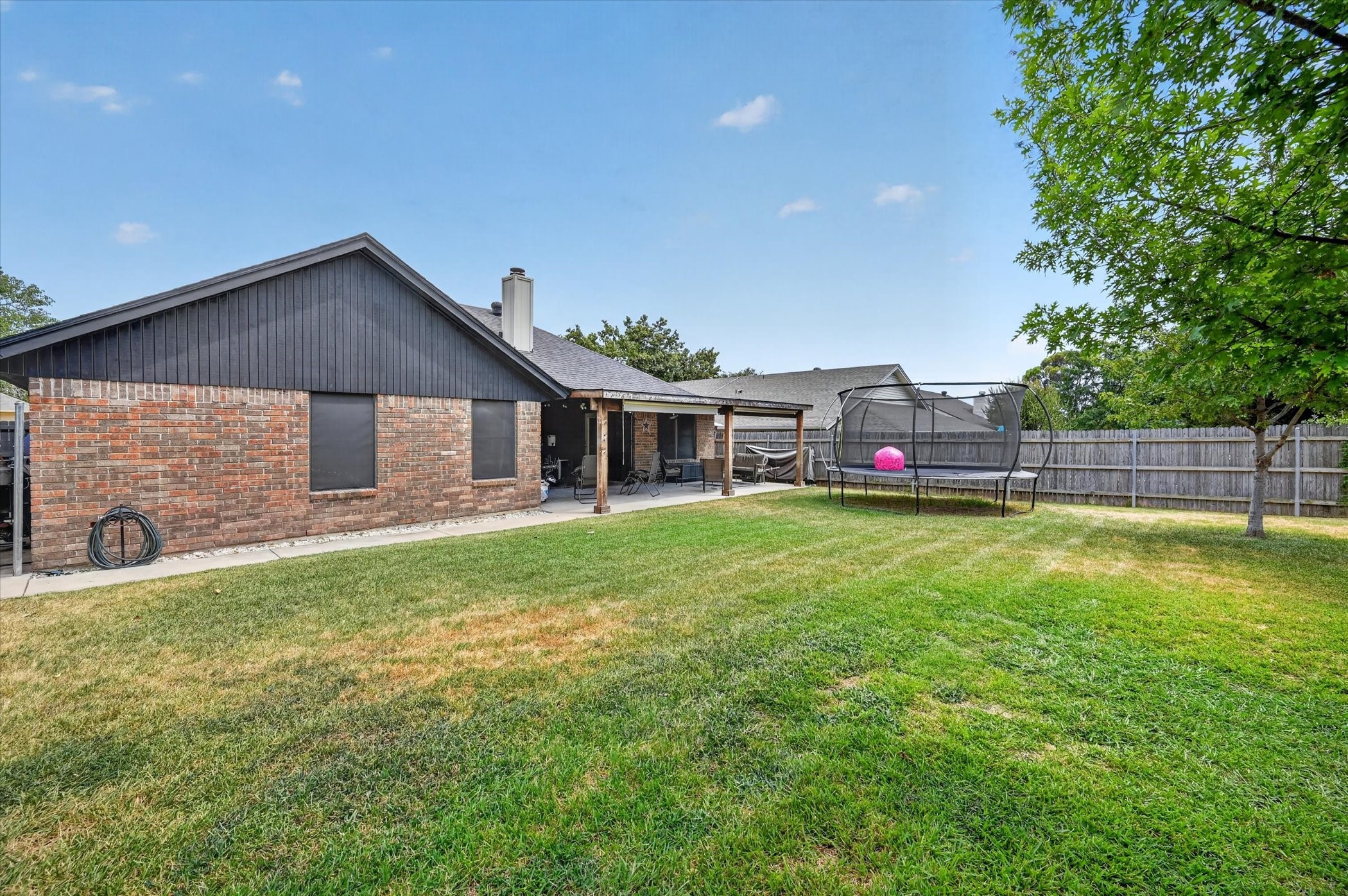 8233 Willis Lane