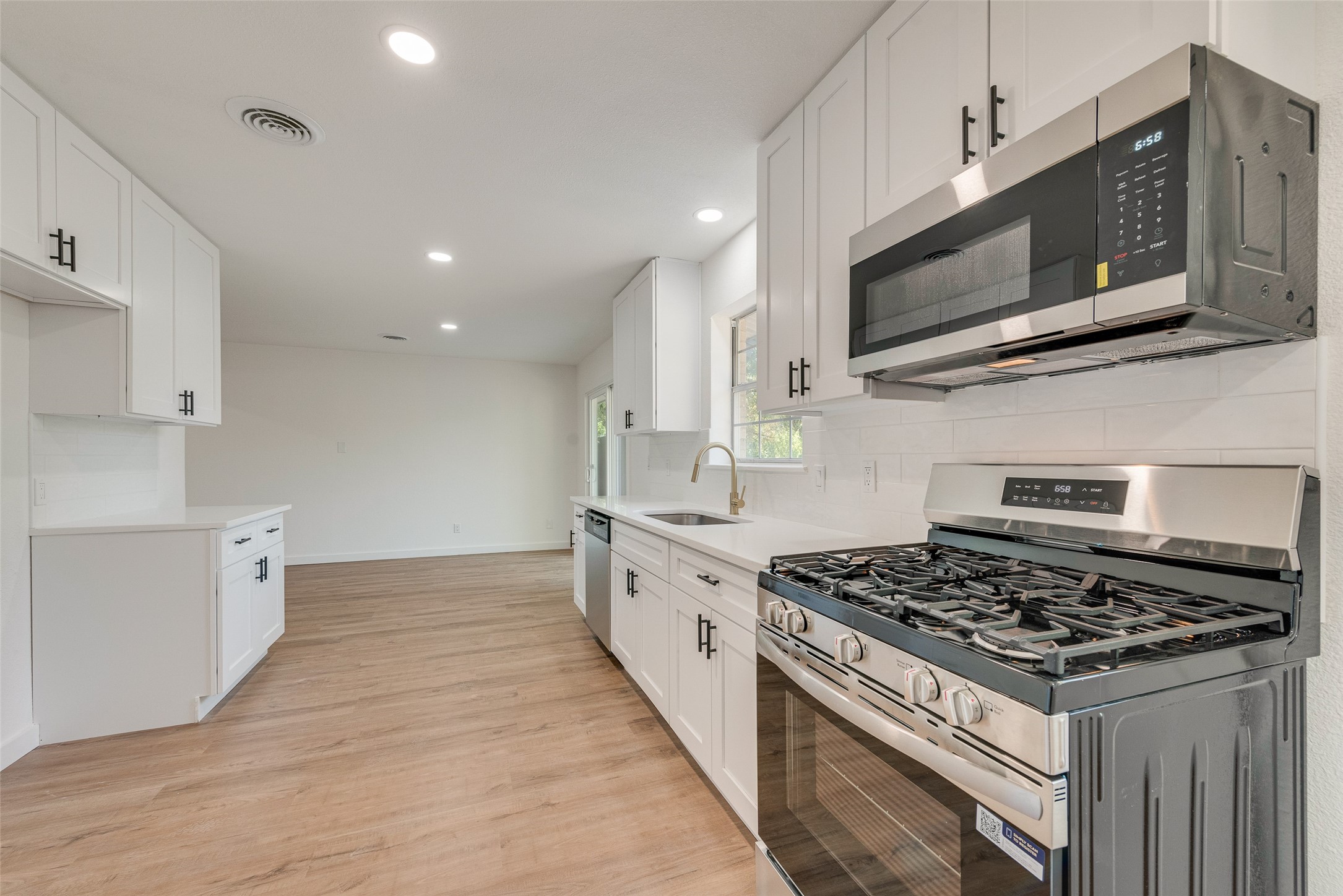 934 Fairwood Drive