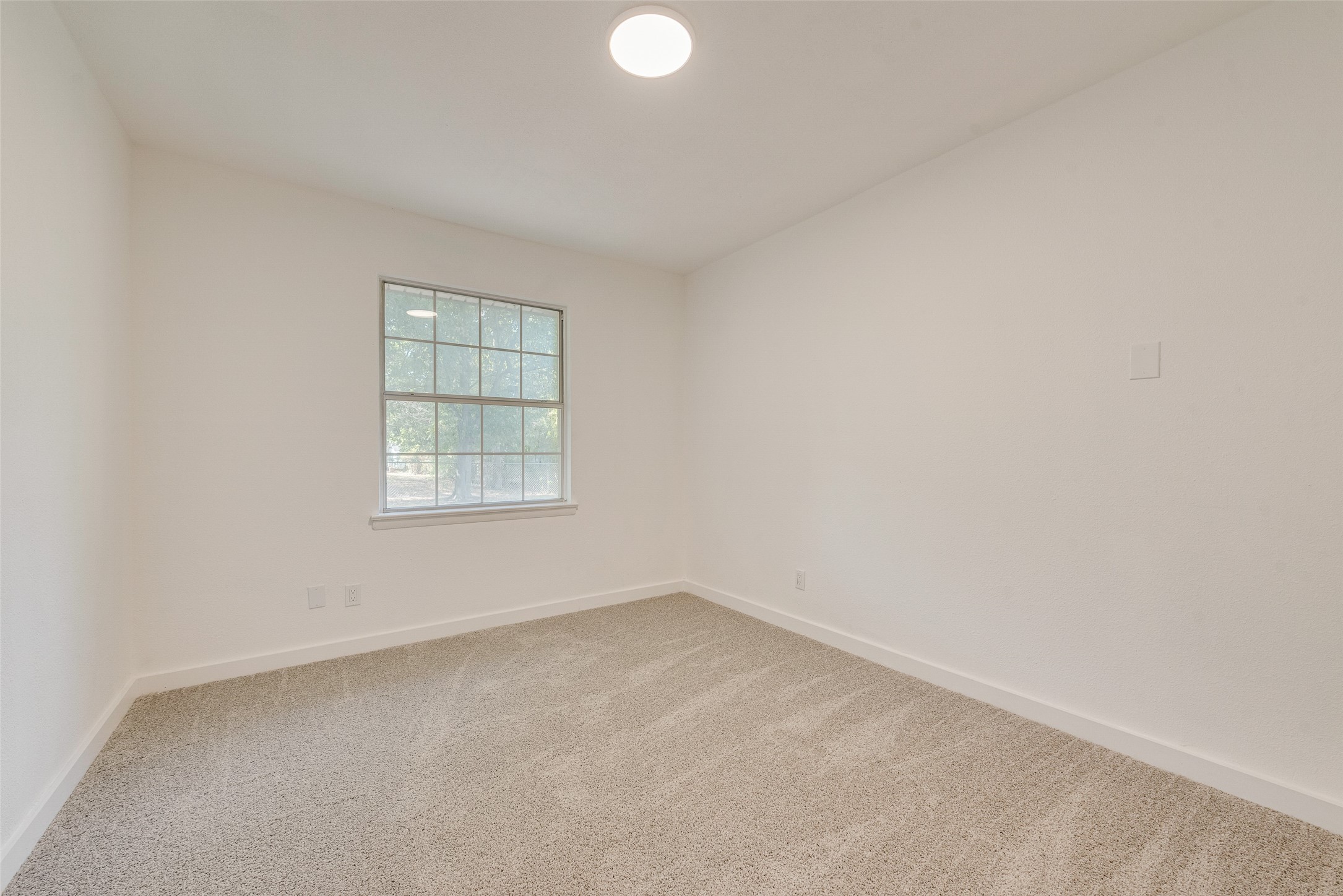 934 Fairwood Drive