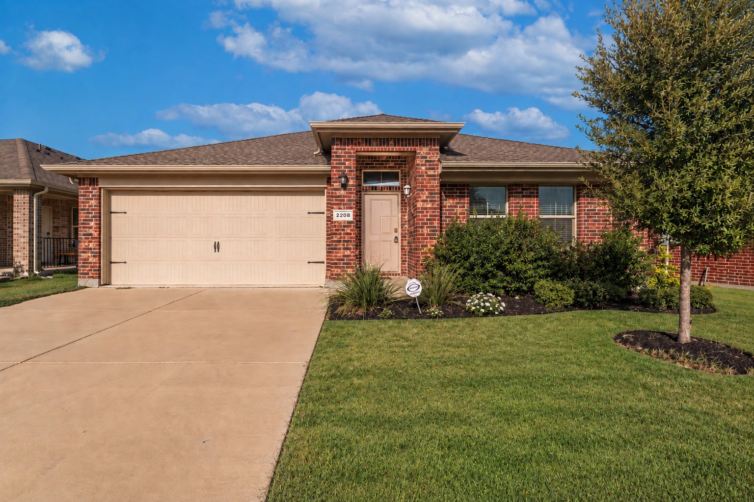 2208 Sadlers Creek Lane