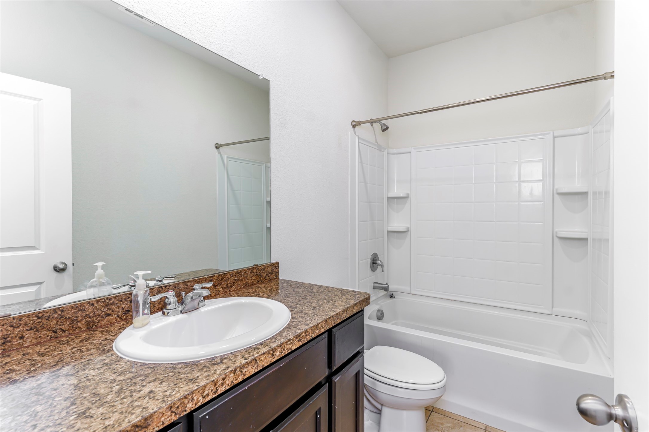 2208 Sadlers Creek Lane