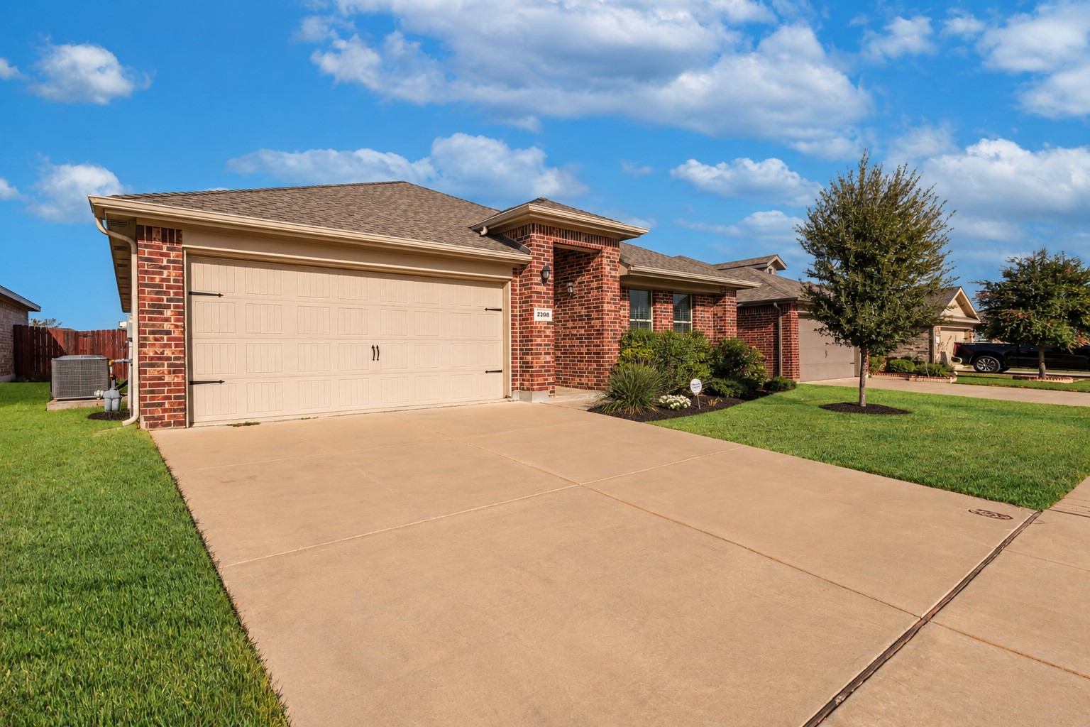 2208 Sadlers Creek Lane