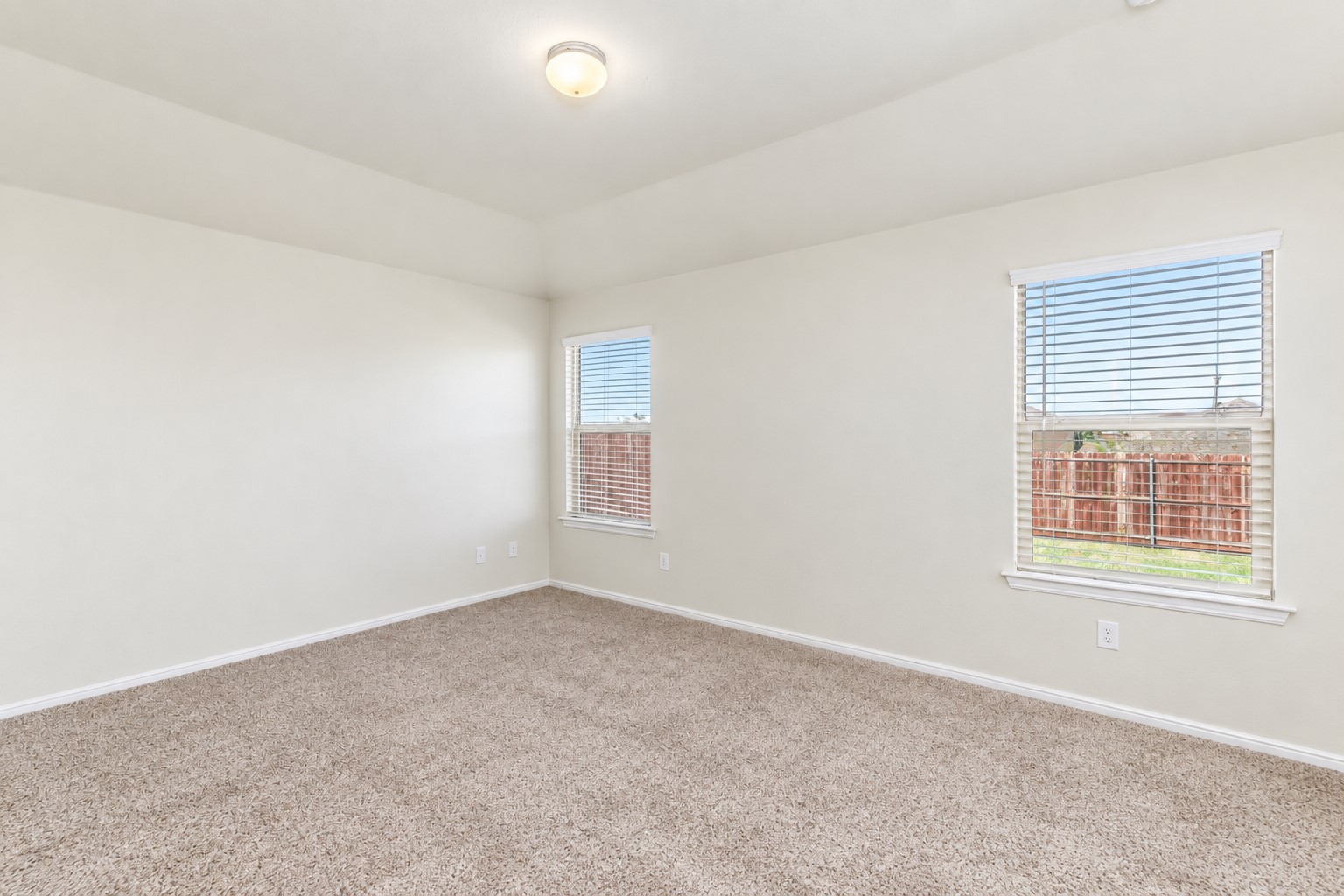 2208 Sadlers Creek Lane