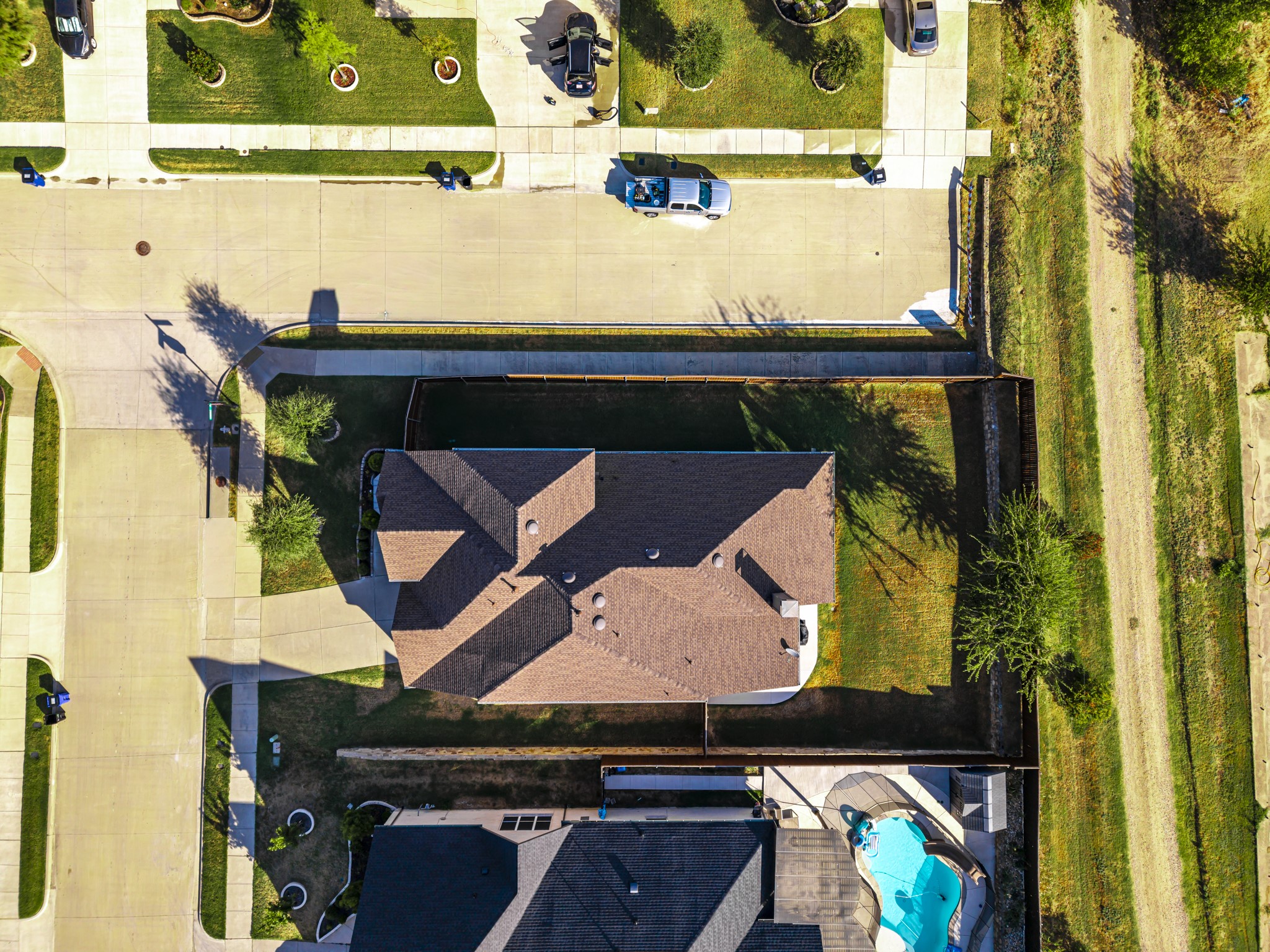 2710 Avondale Drive