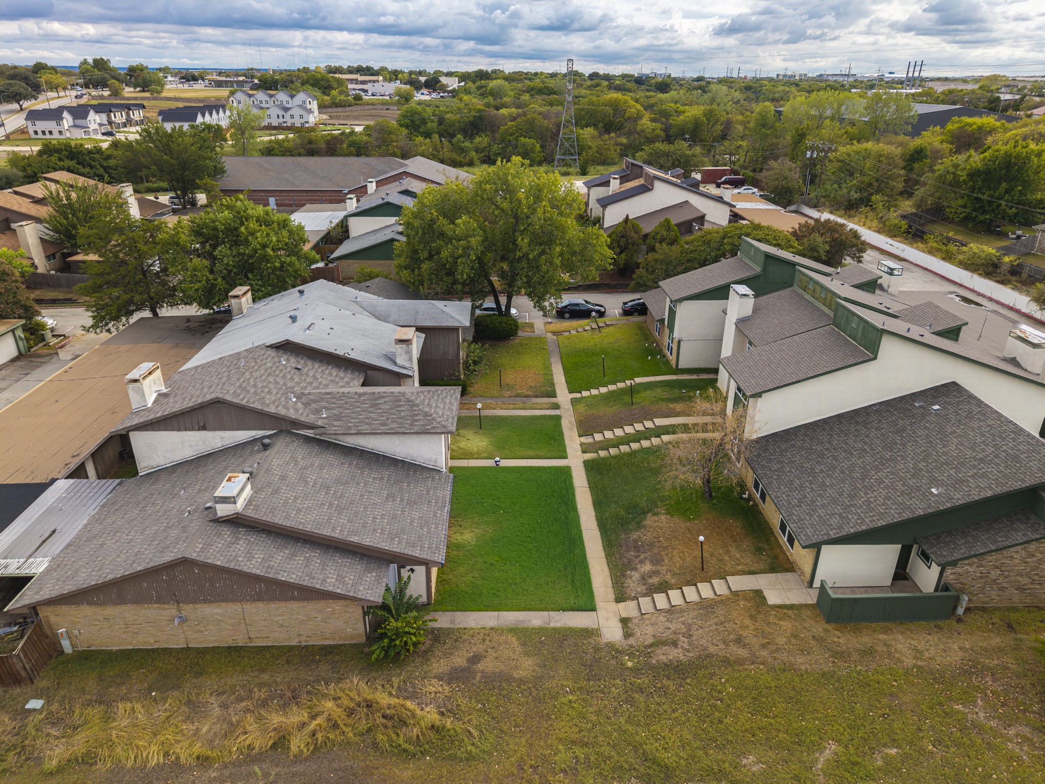 1402 S Carrier Parkway 309