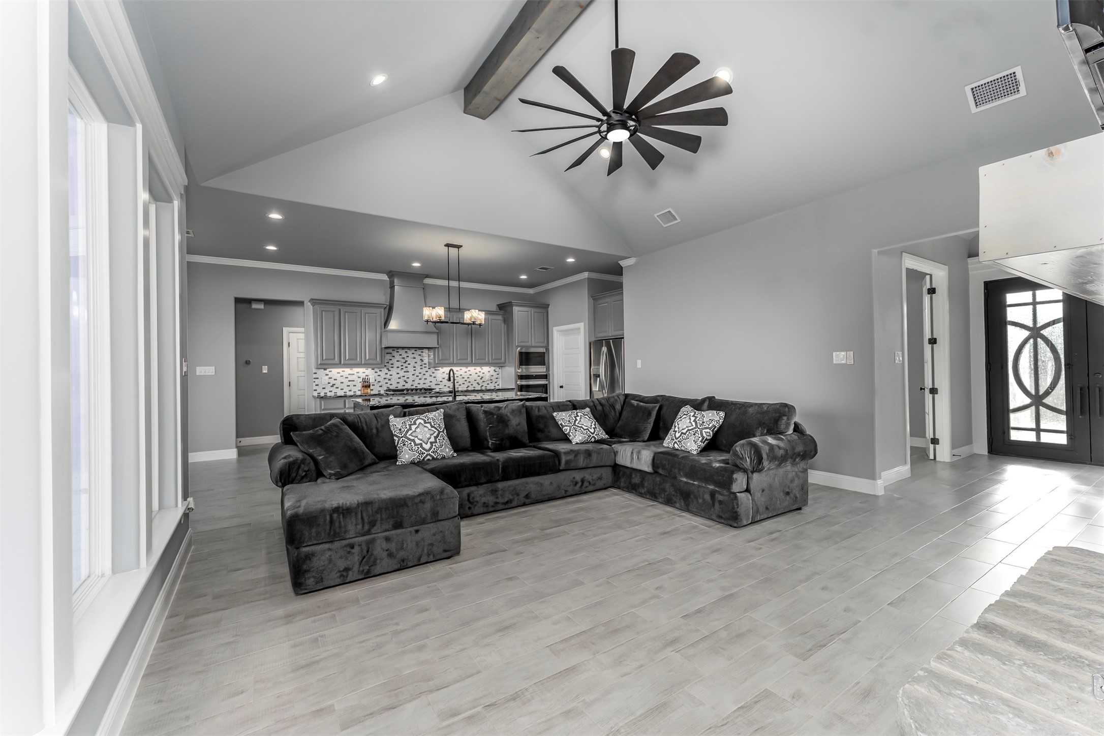 8524 Bronco Drive