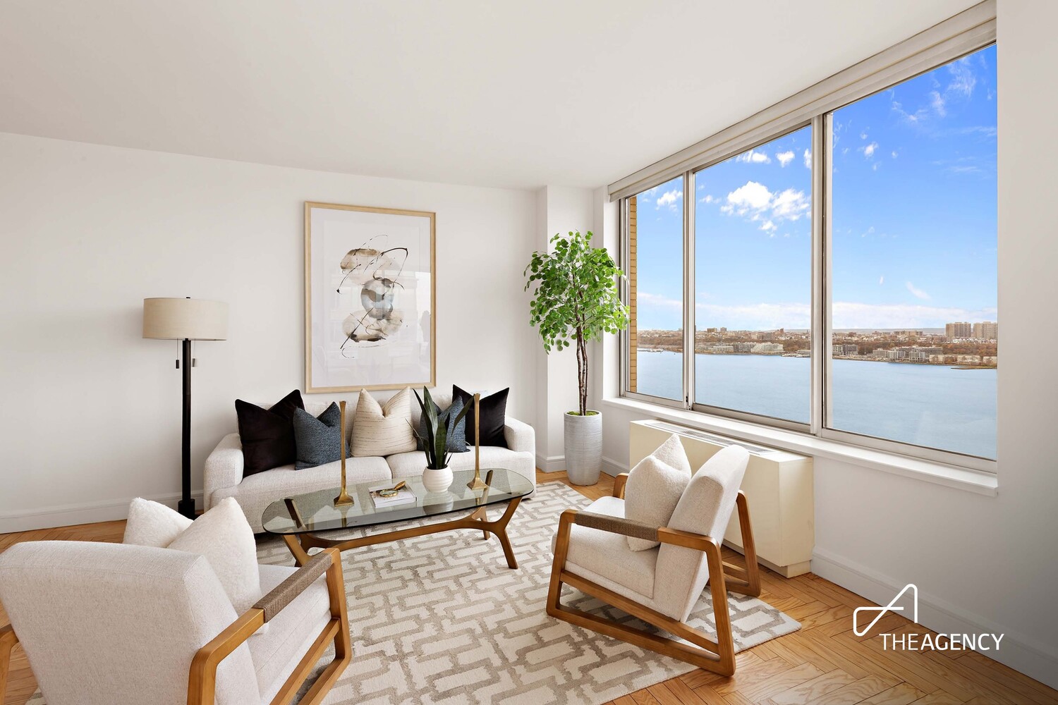200 RIVERSIDE Boulevard 25C