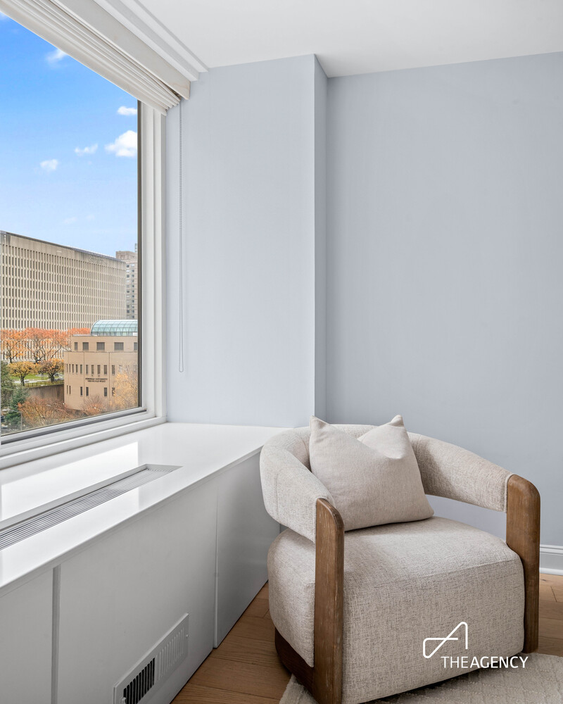 61 W 62ND Street 5F