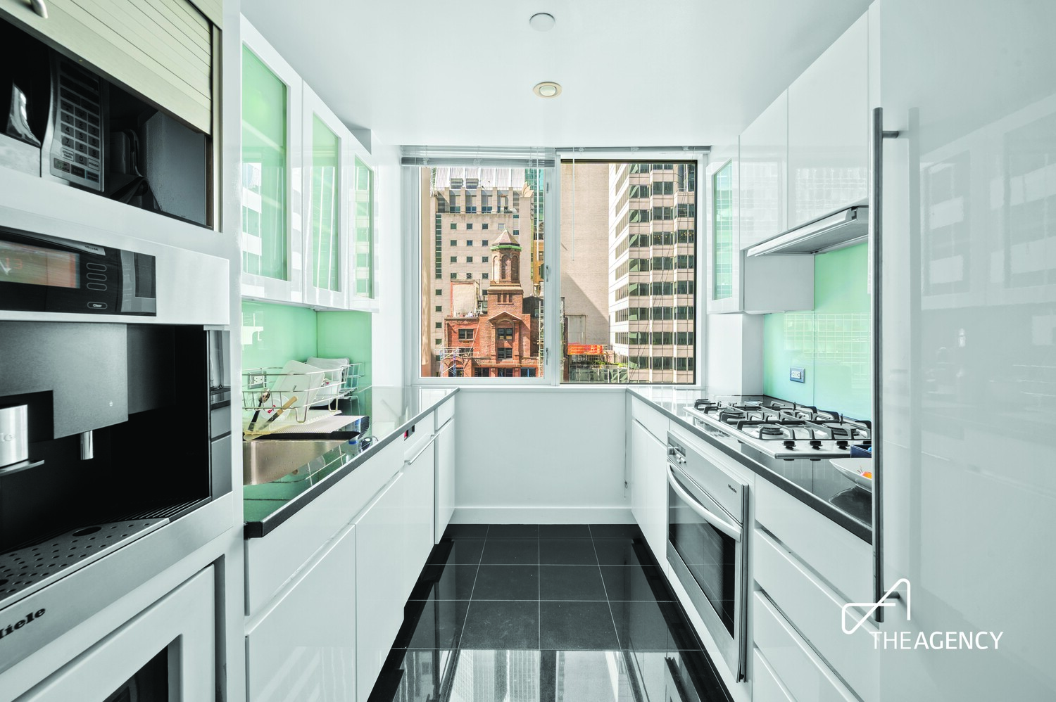 60 E 55TH Street 19A