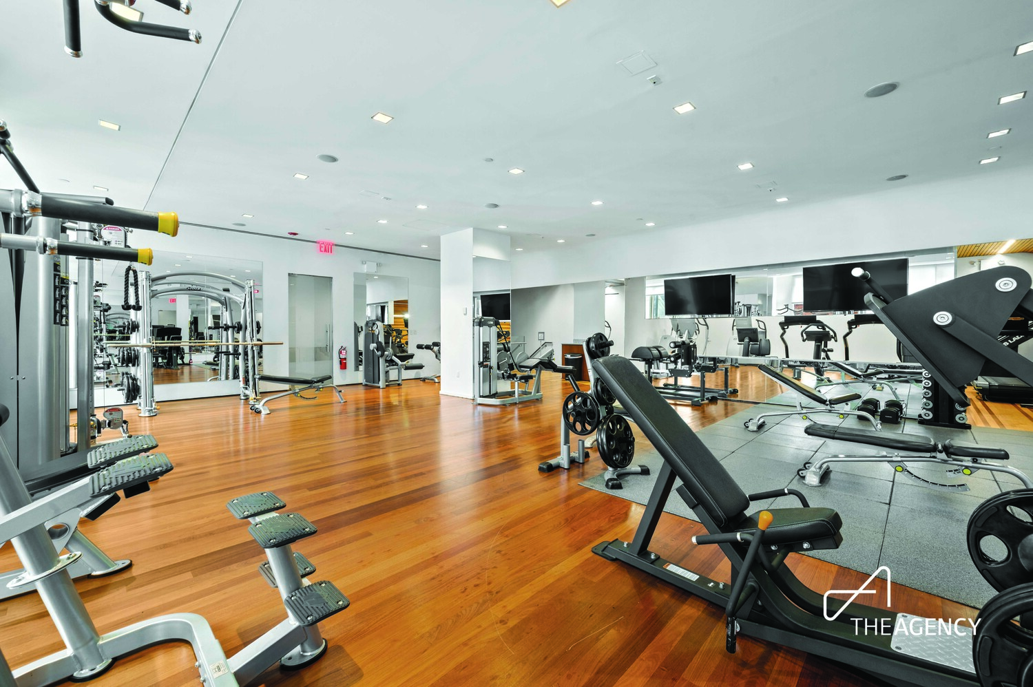 60 E 55TH Street 19A