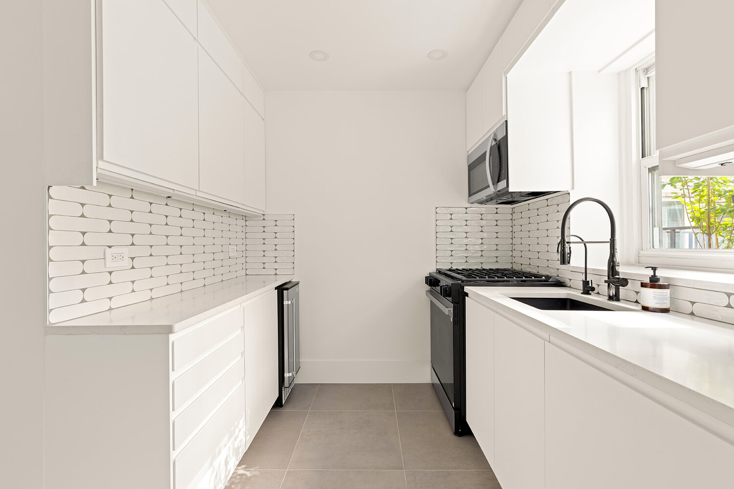 159 W 53RD Street 11BC
