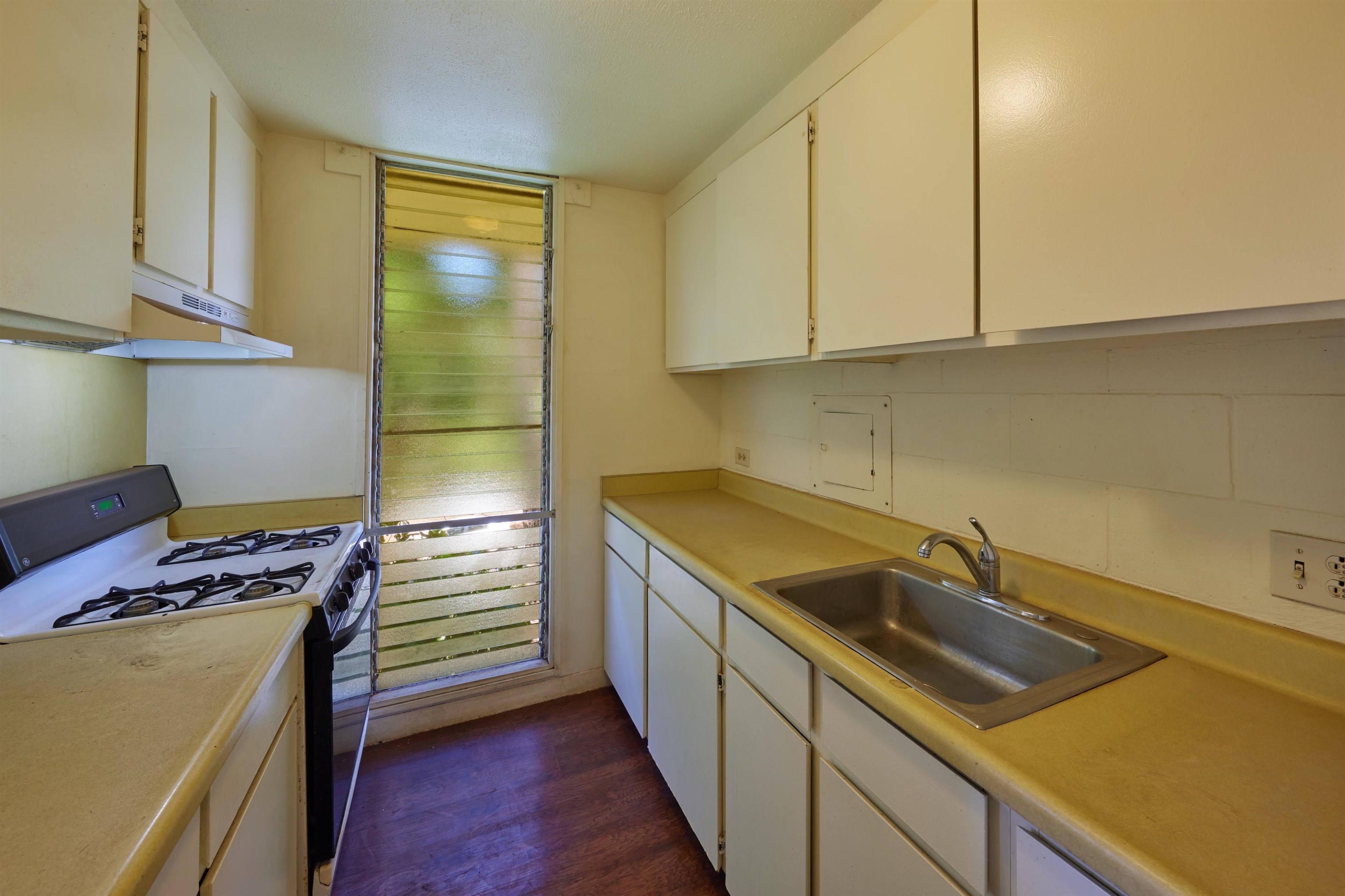 35 Walaka St Unit L306