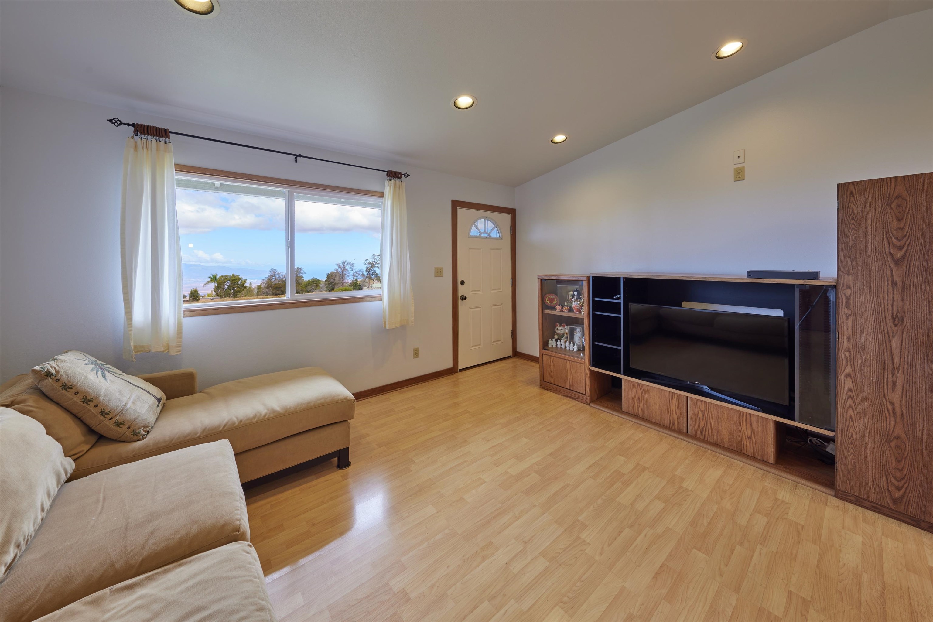 785 Kamehameiki Rd