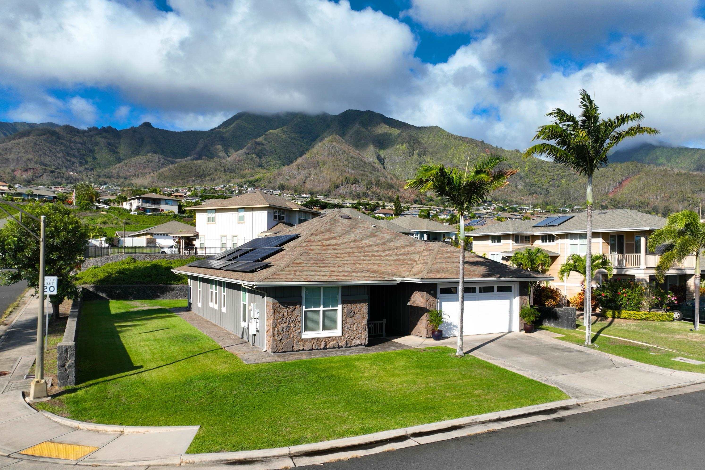 133 Kinohi Loa Loop