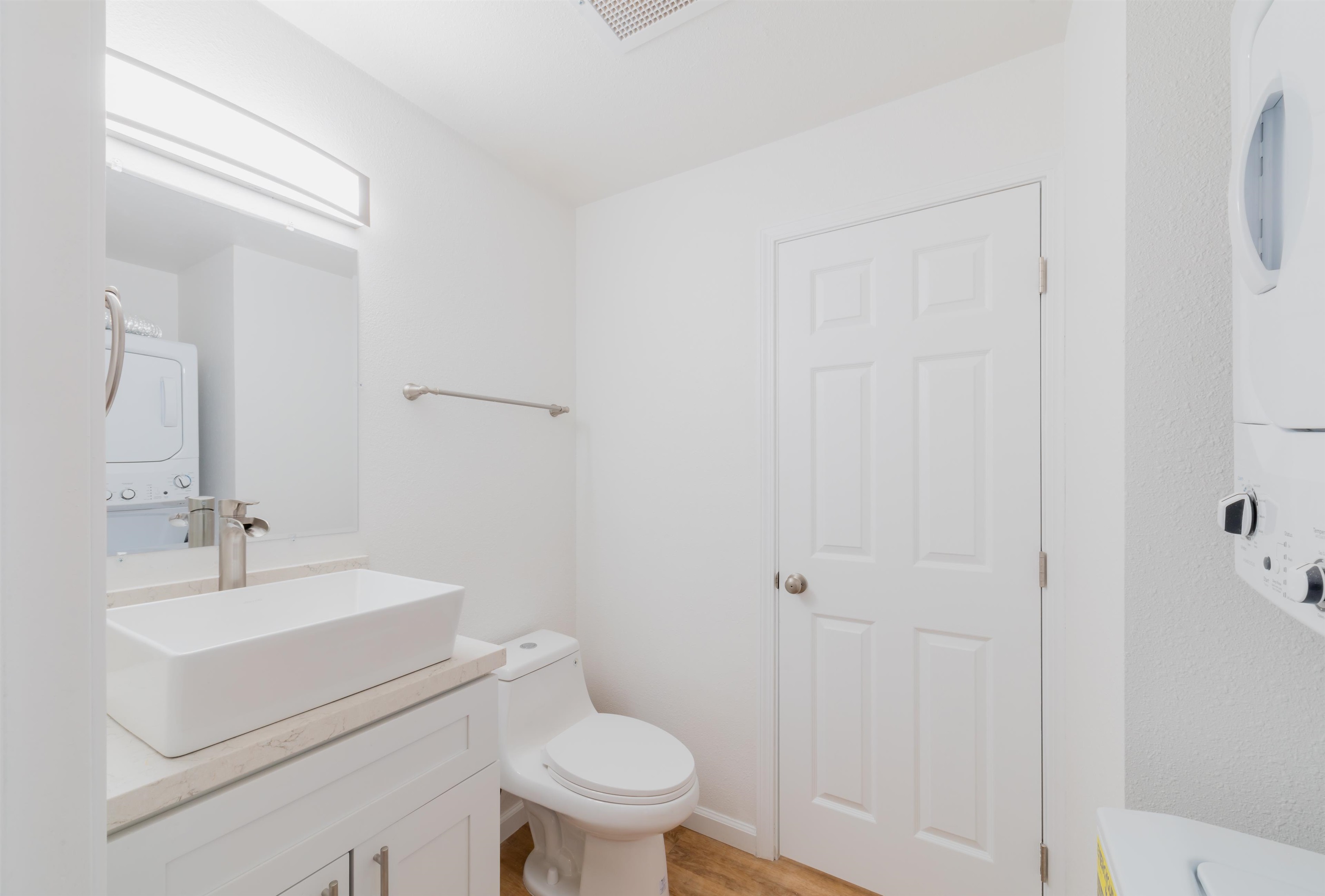 160 KEONEKAI Rd Unit: 9-202