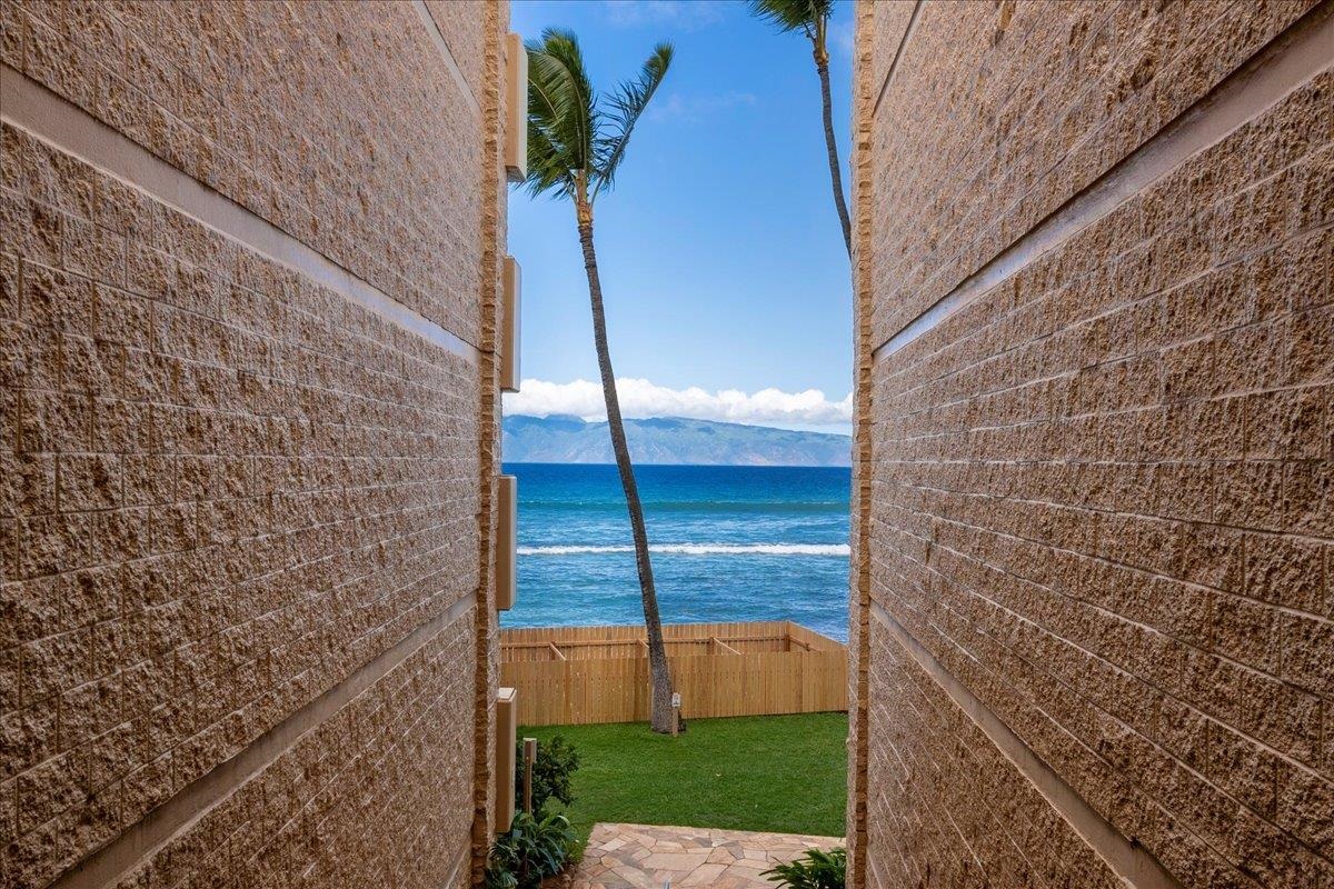 3601 Lower Honoapiilani Rd Unit: 320
