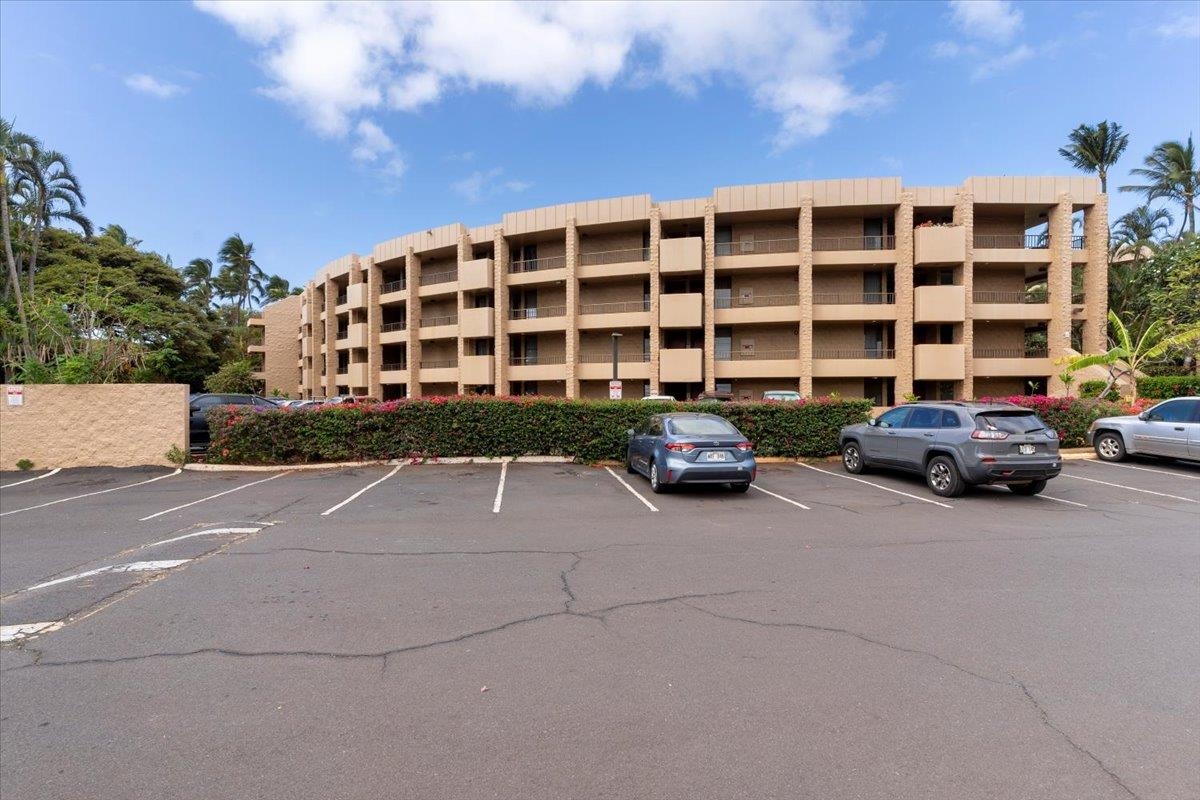 3601 Lower Honoapiilani Rd Unit: 320