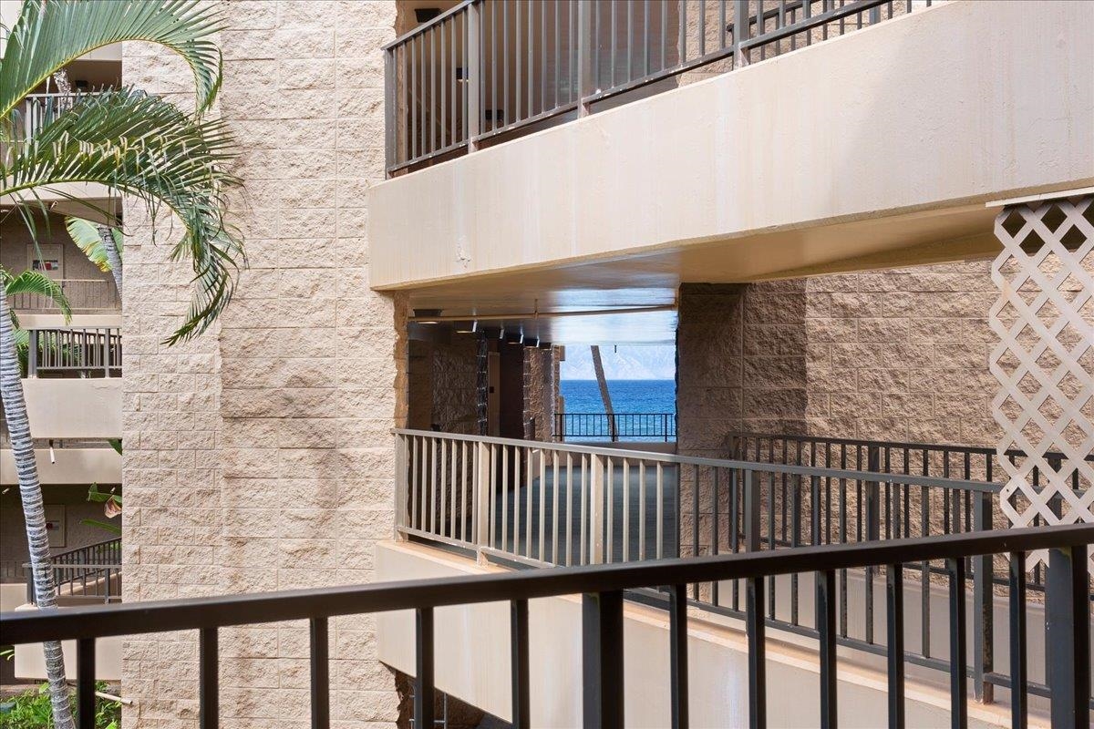 3601 Lower Honoapiilani Rd Unit: 320