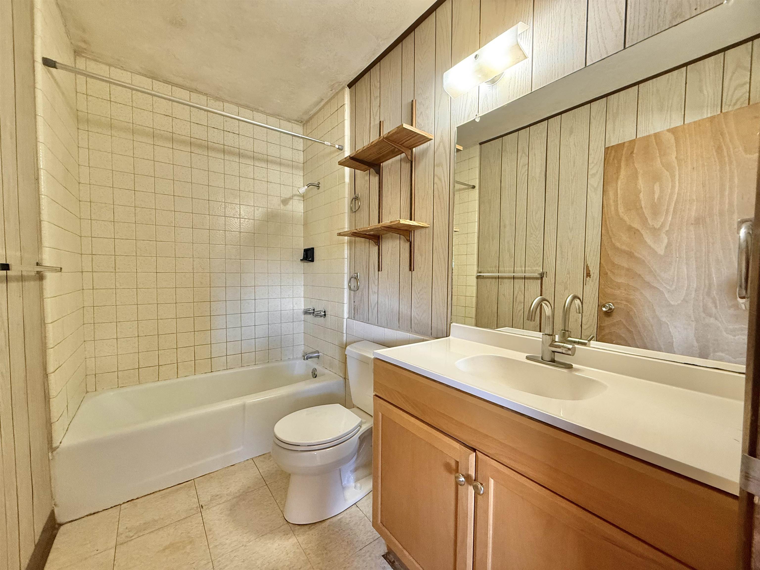 2124 Kahawai St