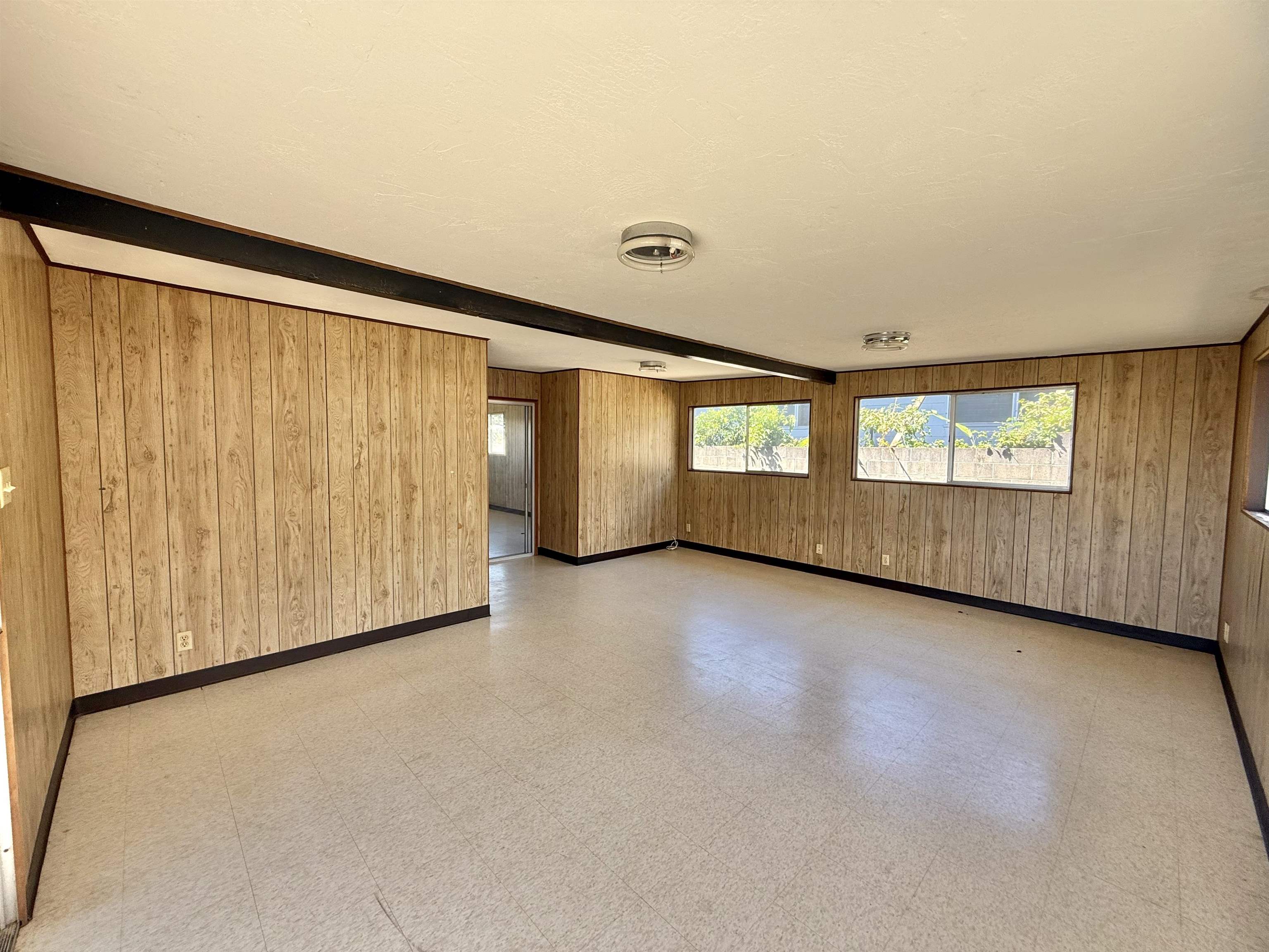 2124 Kahawai St
