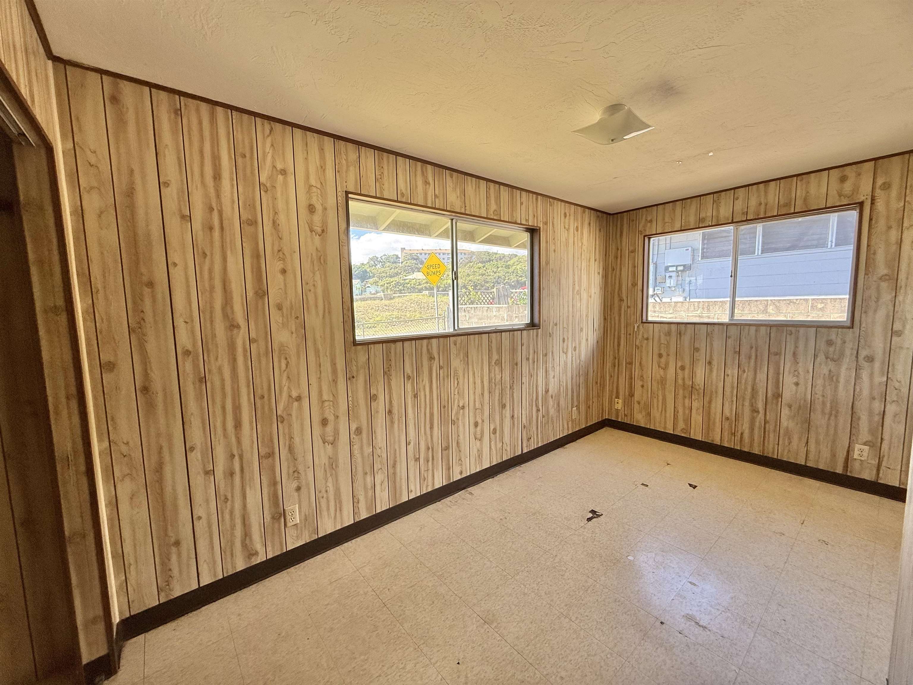 2124 Kahawai St