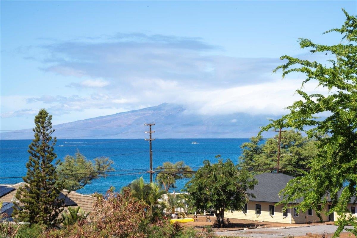 127 Wahikuli Rd