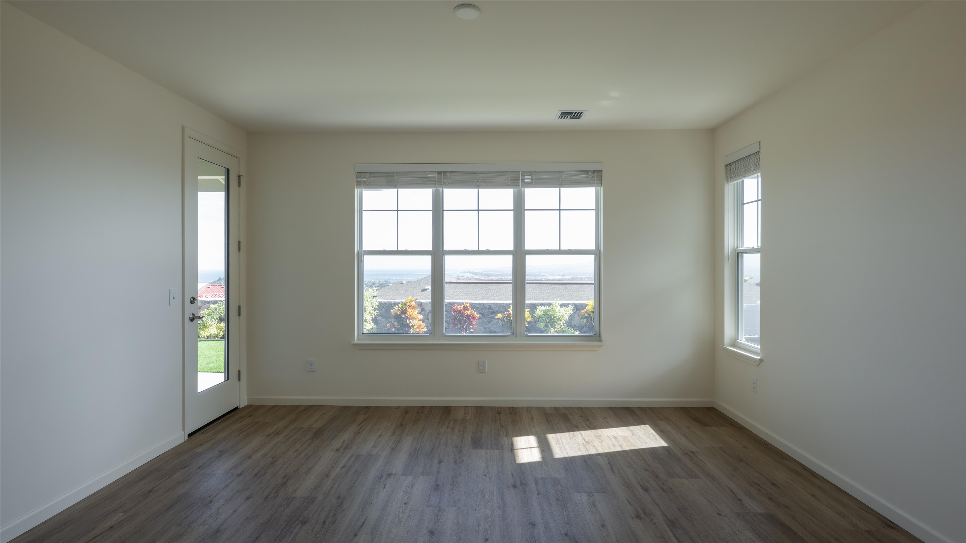 295 Pua Kalaunu Loop