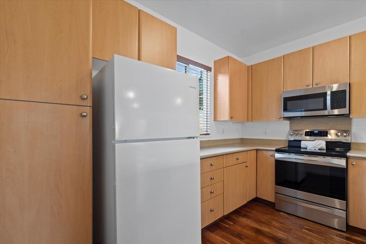 7 Kaloapelu Way Unit: Unit 4B