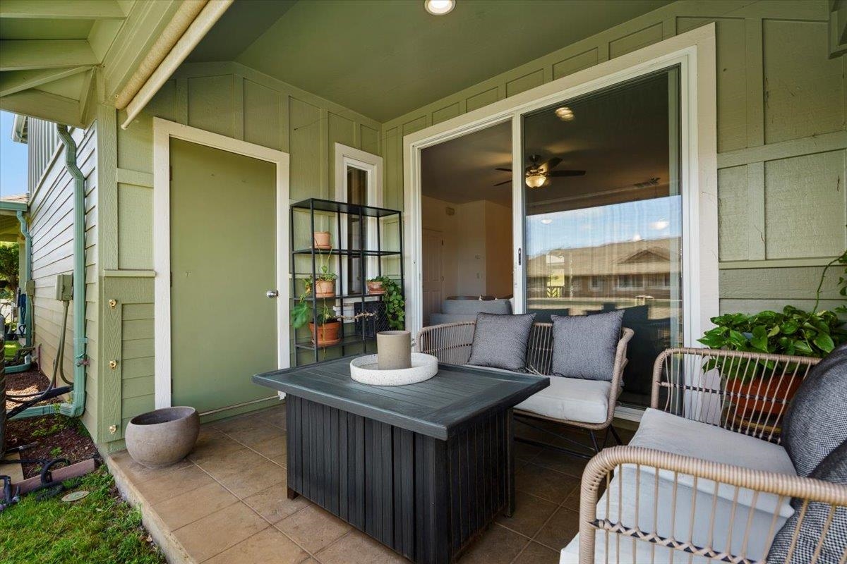 7 Kaloapelu Way Unit: Unit 4B