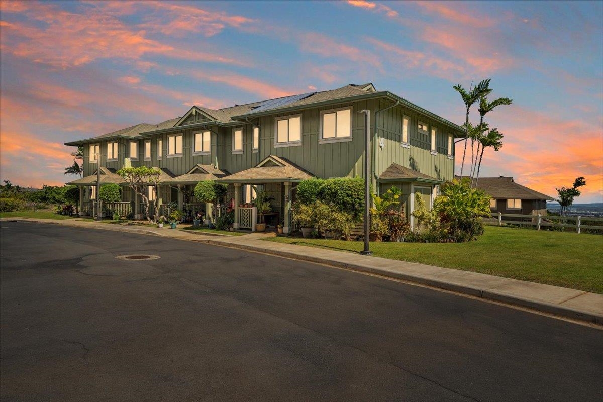 7 Kaloapelu Way Unit: Unit 4B